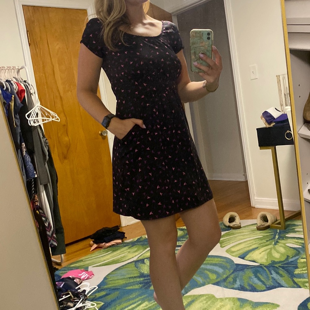CAP sleeve singed waist dress with cross cross open back
